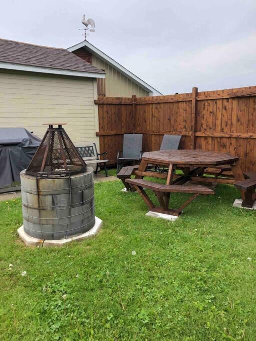 Aux Quatre Vents 4,5 Grand Logement Prive Lac-Mégantic Dış mekan fotoğraf